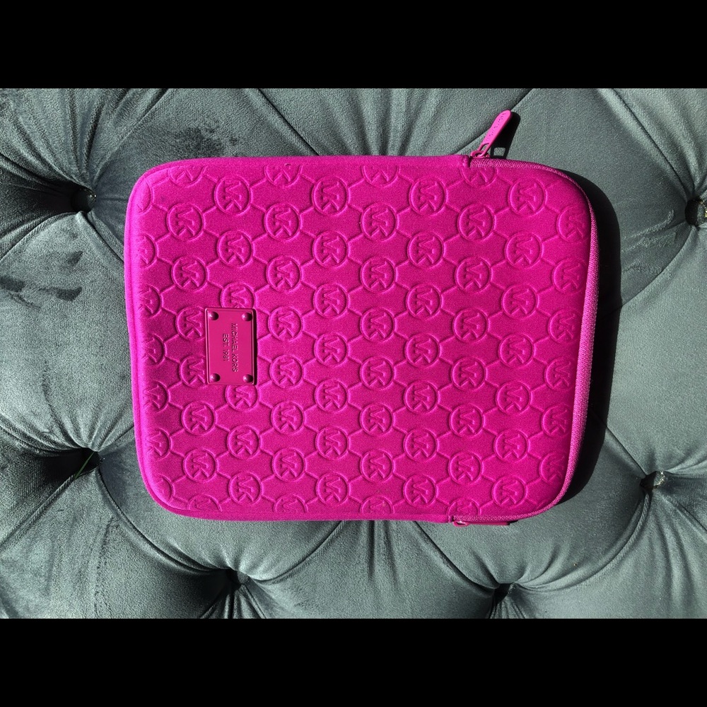 Michael Kors IPad tablet Sleeve Cover bag Pink